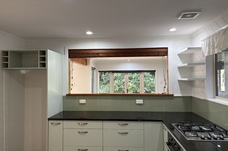 Photo of property in 235 Forest Road, Waiatarua, Auckland, 0612