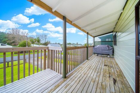 Photo of property in 16 Wharua Road, Oakura, Hikurangi, 0184