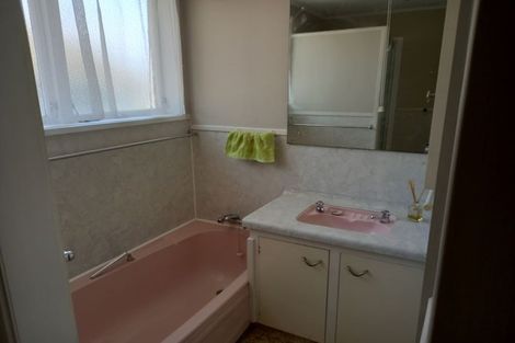 Photo of property in 54 Brois Street, Frankleigh Park, New Plymouth, 4310