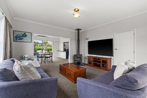 Photo of property in 114 Avondale Road, Taradale, Napier, 4112