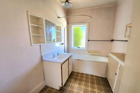 Photo of property in 64 Arun Street, South Hill, Oamaru, 9400