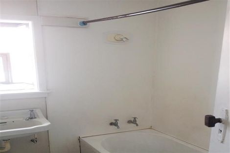 Photo of property in 382 West Coast Road, Glen Eden, Auckland, 0602