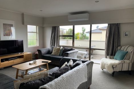 Photo of property in 1/1 Quebec Road, Milford, Auckland, 0620