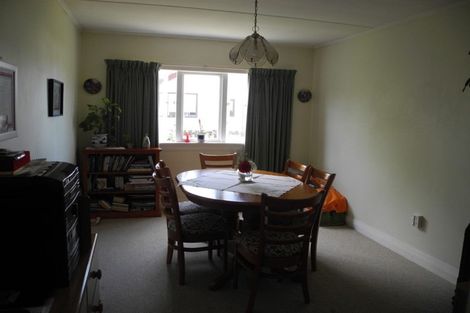 Photo of property in 8 Moorhouse Street, Waimate, 7924