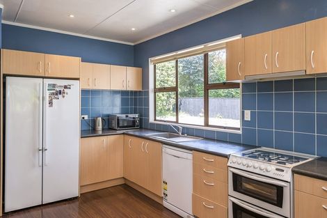 Photo of property in 531 Kawiu Road, Levin, 5572