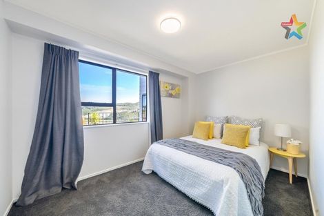 Photo of property in 186 Holborn Drive, Stokes Valley, Lower Hutt, 5019