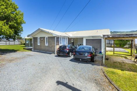 Photo of property in 28 Moeraki Road, Maoribank, Upper Hutt, 5018
