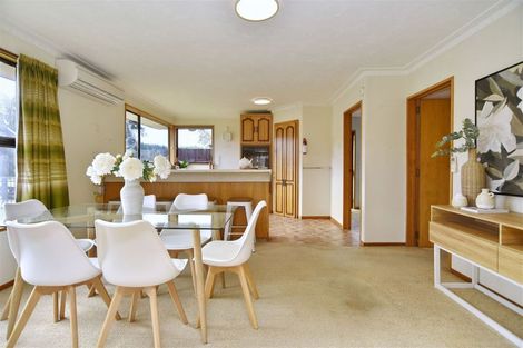 Photo of property in 154 Royal Park Drive, Parklands, Christchurch, 8083