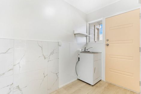 Photo of property in 28 Poutini Place, Manurewa, Auckland, 2102