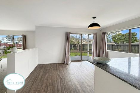 Photo of property in 15 Rangataua Place, Manurewa, Auckland, 2102