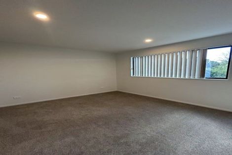 Photo of property in 9/11 Stottholm Road, Titirangi, Auckland, 0604