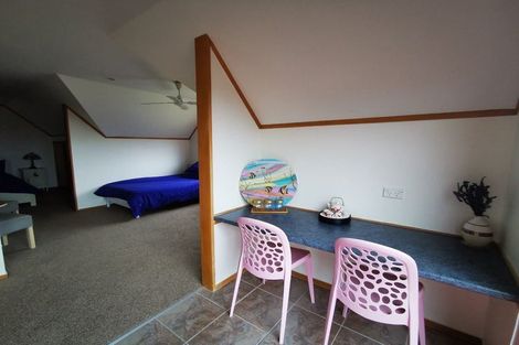 Photo of property in 307 Kaipara Road, Papakura, 2582