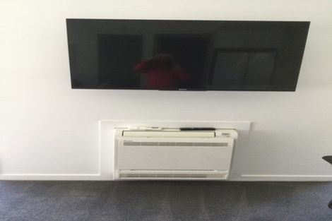 Photo of property in 23 Athol Terrace, Upper Riccarton, Christchurch, 8041