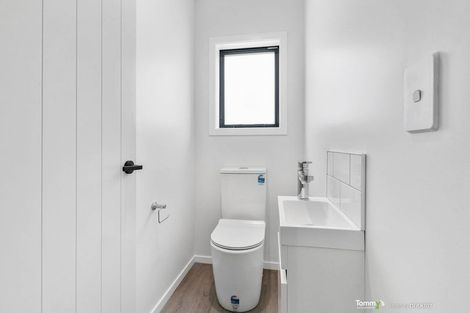 Photo of property in 41 Ken Douglas Drive, Aotea, Porirua, 5024