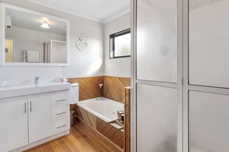 Photo of property in 208 Pomona Road, Ruby Bay, Upper Moutere, 7173