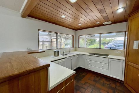 Photo of property in 42b Hogans Road, Glenfield, Auckland, 0629