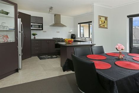 Photo of property in 4 Hornsey Avenue, Henderson, Auckland, 0612