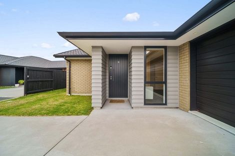 Photo of property in 18 Centaine Way, Papamoa Beach, Papamoa, 3118