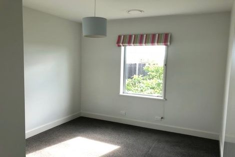 Photo of property in 19 Waitaha Place, Clive, 4102