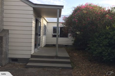 Photo of property in 20 Moore Crescent, Carterton, 5713