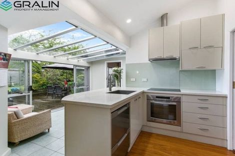 Photo of property in 39 Barrack Road, Mount Wellington, Auckland, 1060