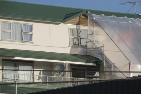 Photo of property in 28/8 Girton Terrace, Mount Cook, Wellington, 6021