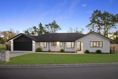Photo of property in 11 Glory Way, Buckland, Pukekohe, 2677