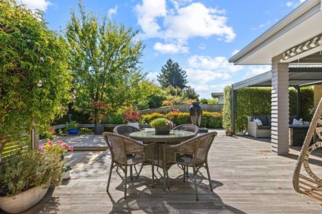 Photo of property in 28 Wilkinsons Road, Harewood, Christchurch, 8051