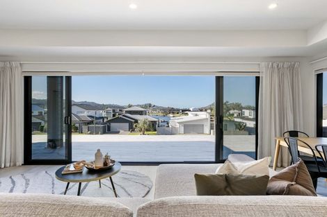 Photo of property in 6 Ian Hopper Way, Pauanui, 3579