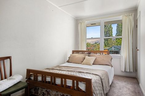 Photo of property in 13 Tamblyn Drive, Lake Roxburgh Village, Roxburgh, 9571