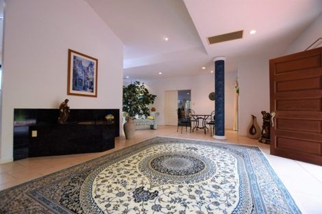 Photo of property in 4 Burgundy Park Avenue, Henderson, Auckland, 0612