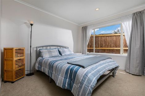 Photo of property in 22 View Ridge Drive, Ranui, Auckland, 0612
