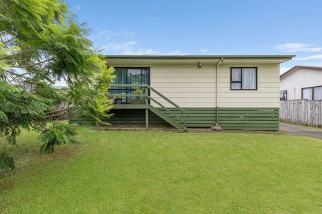 Photo of property in 84 Sykes Road, Weymouth, Auckland, 2103