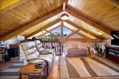 Photo of property in 9 Elizabeth Grove, Stratford, 4332