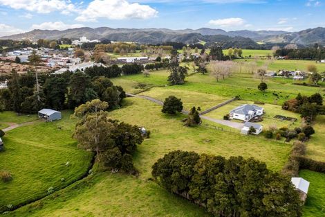 Photo of property in 30 Saleyards Road, Kauri, 0185