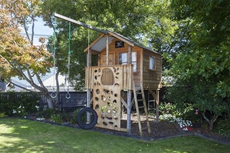 Photo of property in 70 Bristol Street, St Albans, Christchurch, 8014