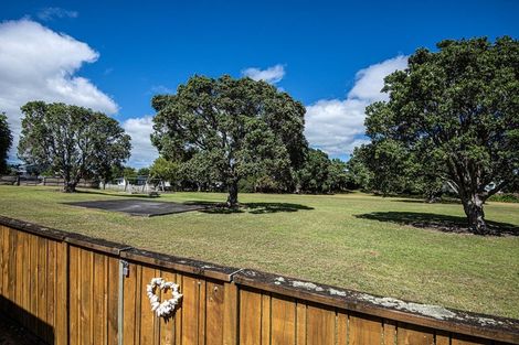 Photo of property in 6 Ishtar Place, One Tree Point, 0118