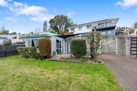 Photo of property in 4 Westwood Street, Bellevue, Tauranga, 3110