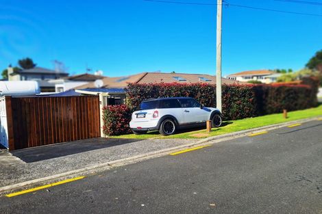 Photo of property in 35 Briarley Street, Tauranga South, Tauranga, 3112