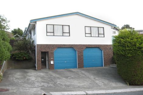 Photo of property in 56 Chapman Street, Newlands, Wellington, 6037