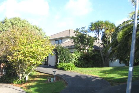 Photo of property in 12 Perendale Close, Somerville, Auckland, 2014