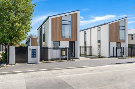 Photo of property in 2/21 Packe Street, Edgeware, Christchurch, 8013