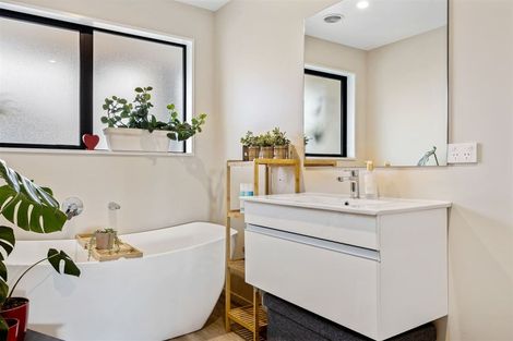 Photo of property in 32 Northside Drive, Waikuku, Rangiora, 7473