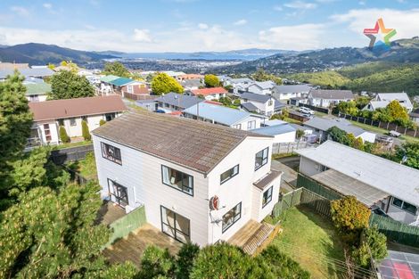 Photo of property in 6a Mossburn Grove, Kelson, Lower Hutt, 5010