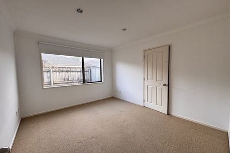 Photo of property in 19 Norm Pellow Drive, Manurewa, Auckland, 2105