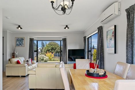 Photo of property in 1/2 Sinton Row, Nukuhau, Taupo, 3330