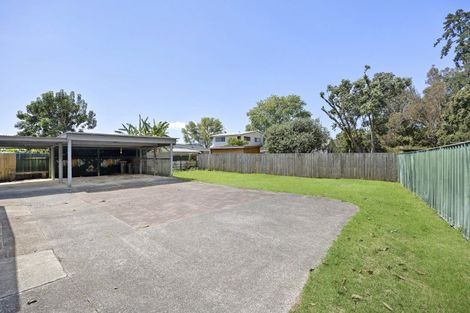 Photo of property in 12 Kawakawa-orere Road, Kawakawa Bay, Papakura, 2585