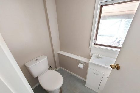 Photo of property in 8 Lowtherhurst Road, Massey, Auckland, 0614