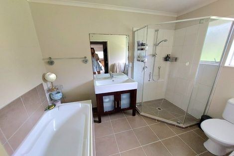 Photo of property in 12 Lomas Way, Albany, Auckland, 0632