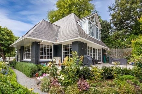 Photo of property in 15 Fendalton Road, Fendalton, Christchurch, 8014